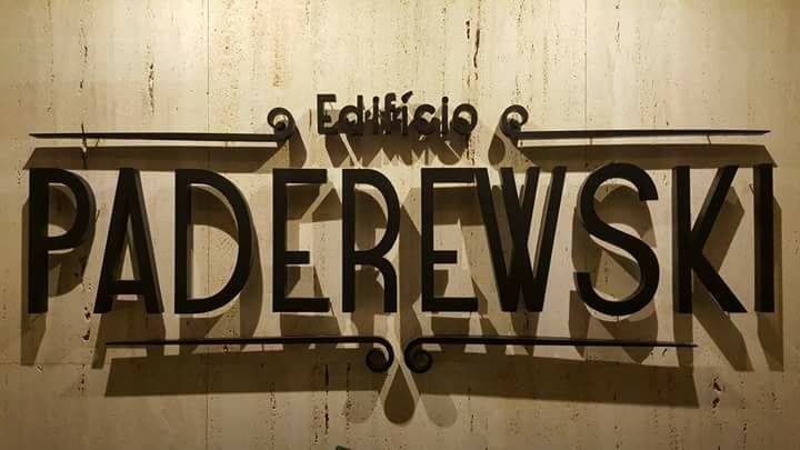Imagem da placa do nome